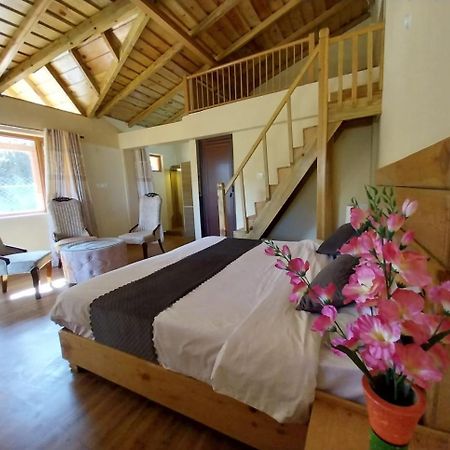 Anmol Paradise Hotel Муктесвар Екстериор снимка
