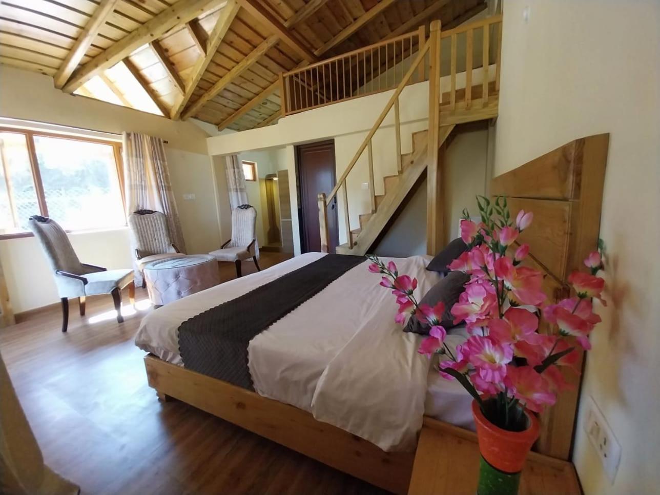 Anmol Paradise Hotel Муктесвар Екстериор снимка